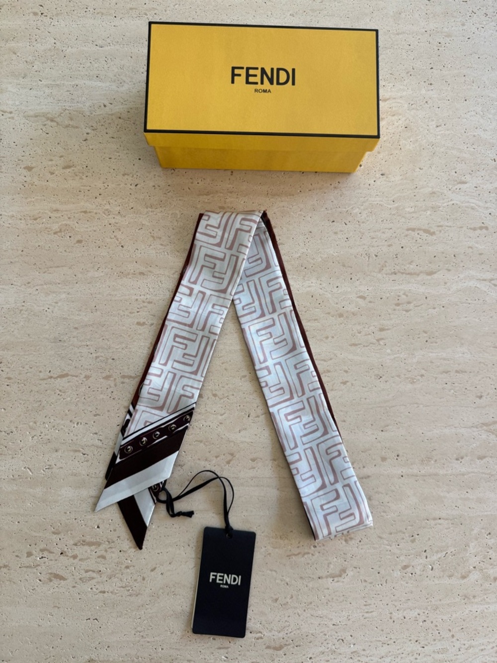 NWT FENDI Silk Scarf Reversible Foulard Bag Print & Logo - Picture 8 of 8